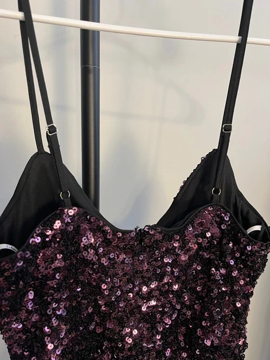 NWT Lulu’s Purple Sequin Romper Cocktail Party Small - Picture 8 of 9